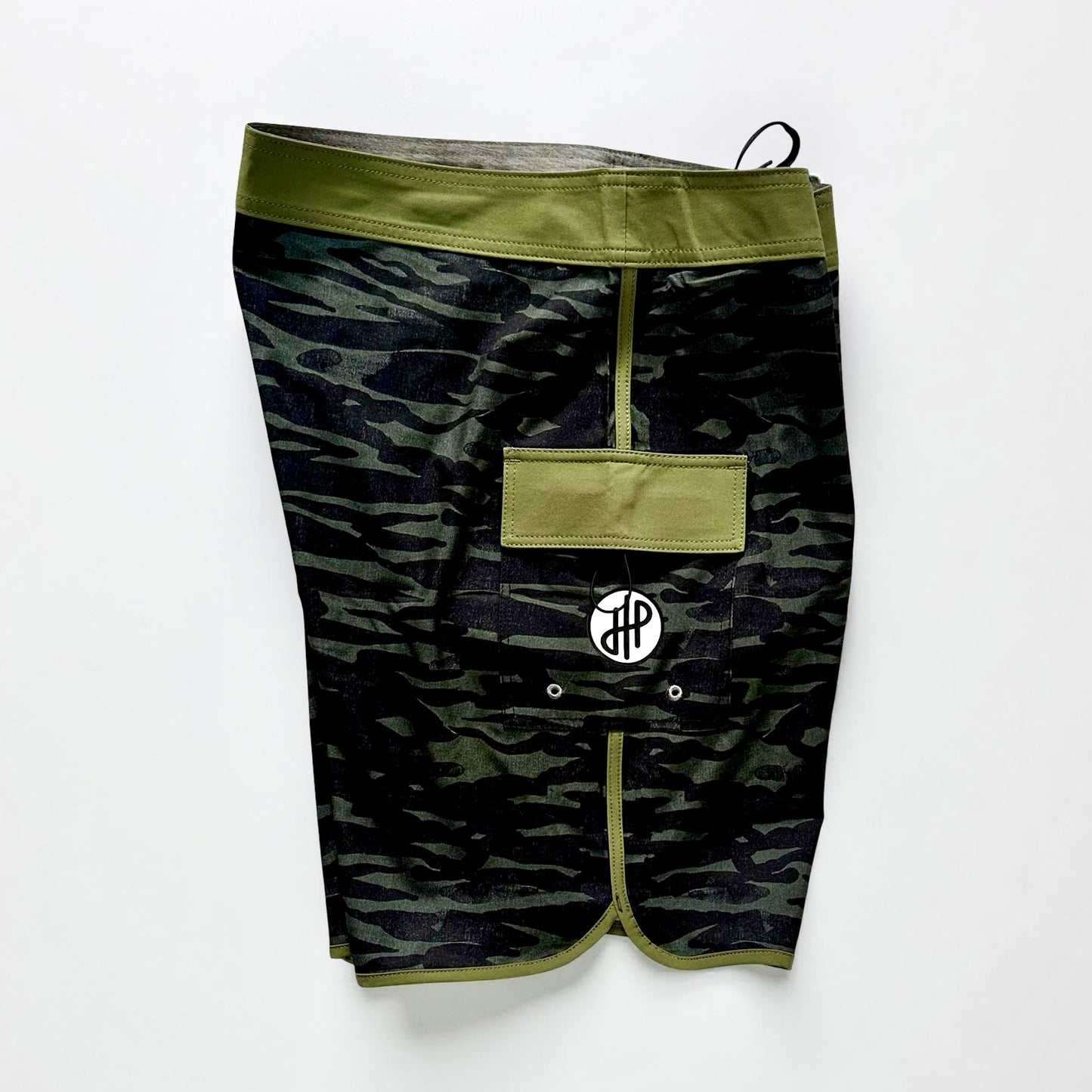 Jungle Surf Trunks 19"